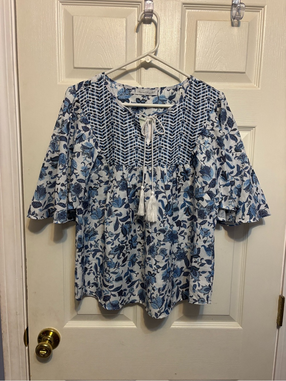 NEW Women’s Keren Hart Blue Floral Peasant Blouse - Small